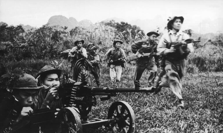 How many Vietnamese people died in the Vietnam war