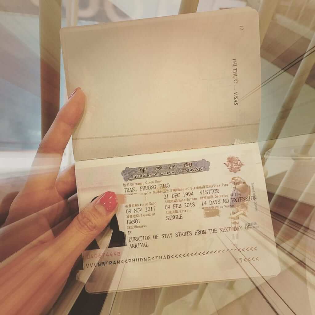 Visa Đài Loan loại dán vào passport